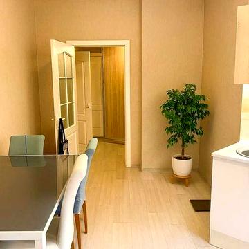 Продаж 1-кімнатної квартири в ансамблі нових ЖК на Саперній Слобідці