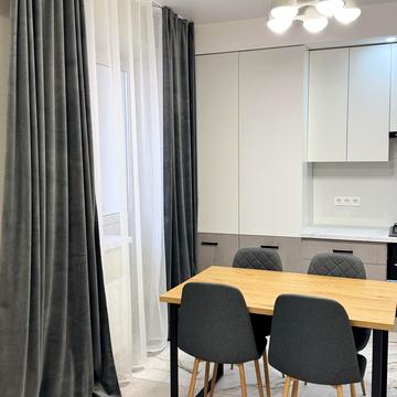 Миру вул., 16