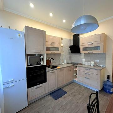 Перлинна вул., 5A