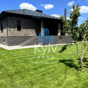 Соборна вул. ()