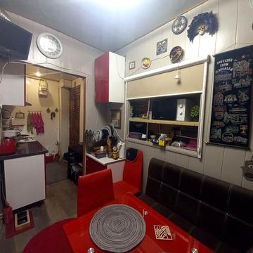 Продам 2х квартиру. Центр.