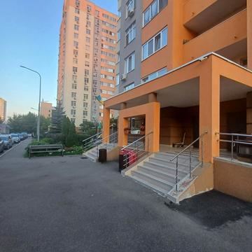Любомира Гузара просп. (Космонавта Комарова), 46-В