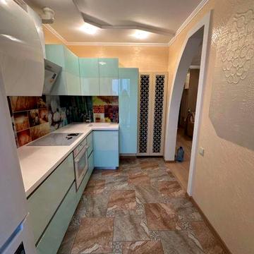 Продаж сучасної квартири по вулиці Привокзальна 8