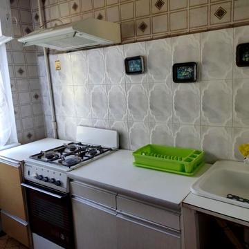 Небесної Сотні просп. (Маршала Жукова), 47