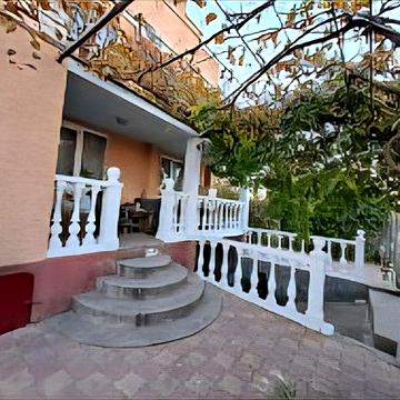 У продажу капітальний будинок