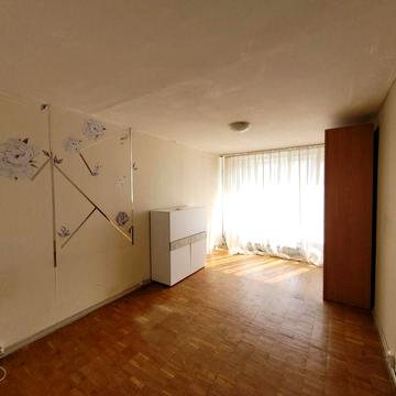 Без%.Героїв Дніпра - Мінська. Мінський масив. Рокосовського пр. 6-Б.