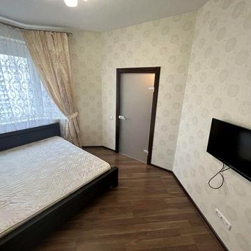 Середньофонтанська вул., 19-А