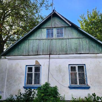 Будинок + 40 соток землі,недалеко від центру міста Андрушівка