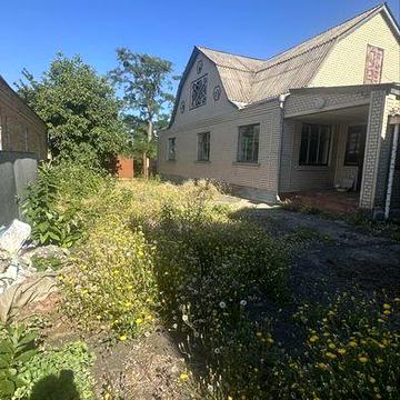 Будинок 140 км від києва