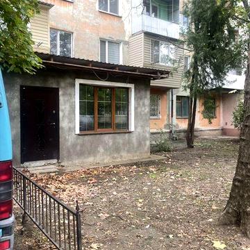 Продажа 3-х комн.квартиры 107 м.кв.1-ый эт. улица И.Франко,9-ая школа