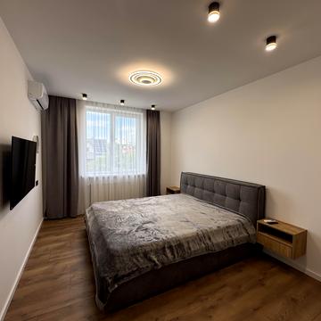 Наталії Кобринської пров. (Халтуріна), 7 Б