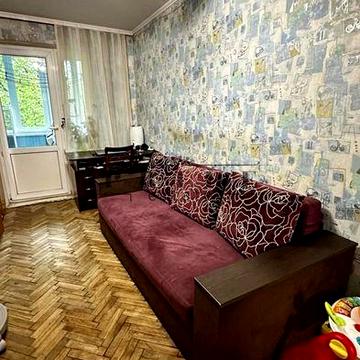 3-кімнатна квартира, вул. Соловʼяненка 4, Дніпровський район