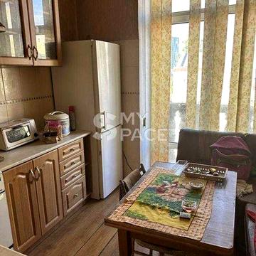 Продаж 2к квартири Сталінка Центр Січових Стрільців 79 Печерськ