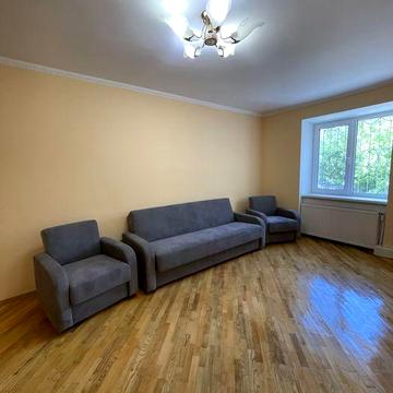 2 кімнатна квартира вулиця Пасічна