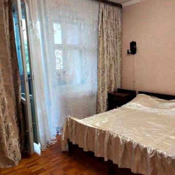 Здам 2х.кв.на 3 поверсі вул.Олександри Екстер біля Парку Молодіжний