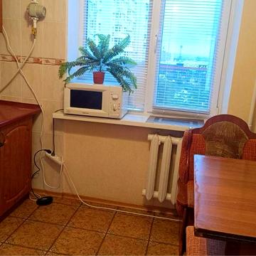 Здам 2 хкімнаину квартиру на Келецькій