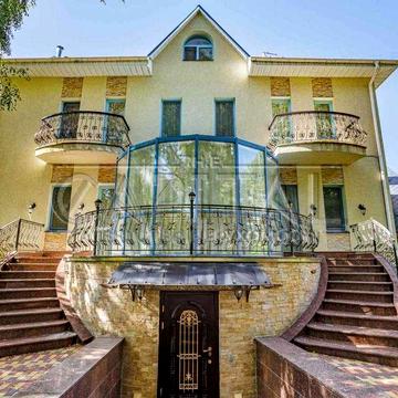 Продаж / Будинок / 960 м2 / Обухівський район / Козин / вул. Київська