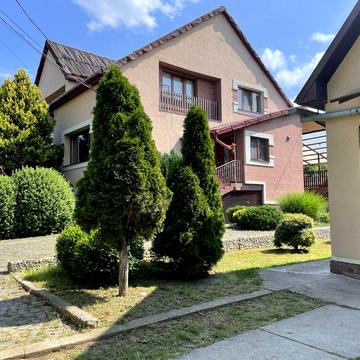 Продам будинок у місті Берегове