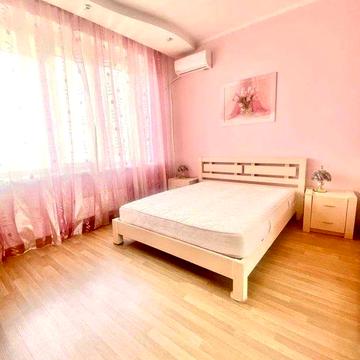 Сдается квартира на Литературной/Каманина в современном ЖК. Паркинг.