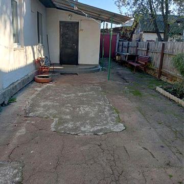 Оренда частини будинку, двокімнатна