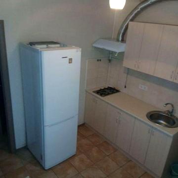 Срочно здам квартиру 7е небо 1 ,ком возе Таврии