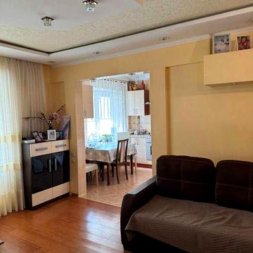 Продам 3-х комн. квартиру на Таирова.