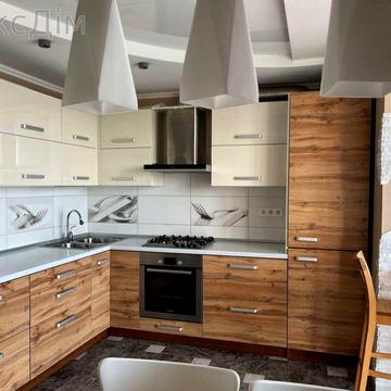 Продаж квартири біля парку Сопільче