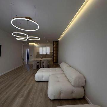 Новенький Таунхаус з власним переднім двором