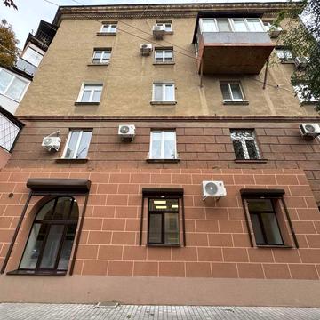 Спиридонівська вул., 27