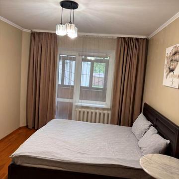 Продаж 3к Квартира Грушевського Академіка вулиця
