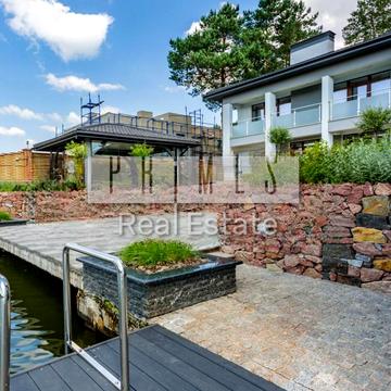 Київська вул., 3