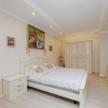 Генерала Генадія Воробйова вул. (Курська), 13-Е