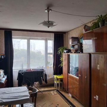 Продам 1- кімнату квартиру
