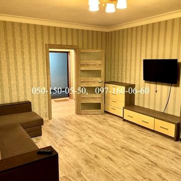 Патріарха Мстислава Скрипника вул., 40