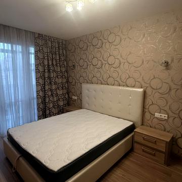 Лесі Українки бульв., 24