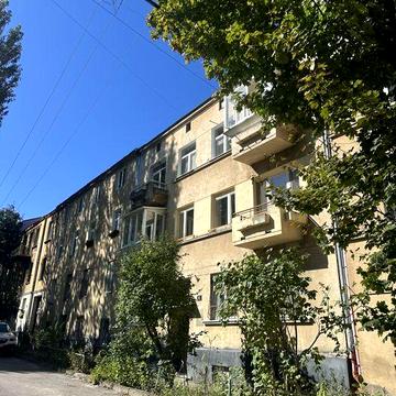 Продаж двокімнатної квартири у Залізничному районі Львова