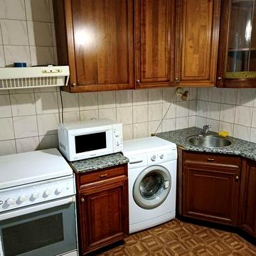 Сдам 1 к квартиру на Тополе 3