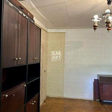 Продам 1-к квартиру 32.8м2. ул. Кирилловская, 99. 39000 $