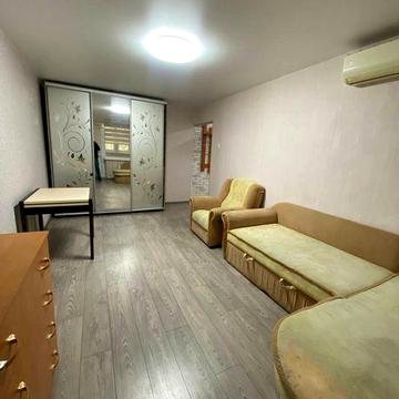 Однокомнатная, второй этаж