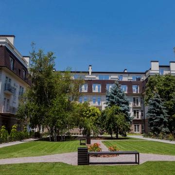 Травневий пров., 4