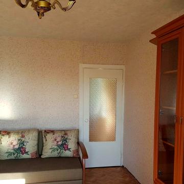 Голосіївський просп. (40-річчя Жовтня), 11