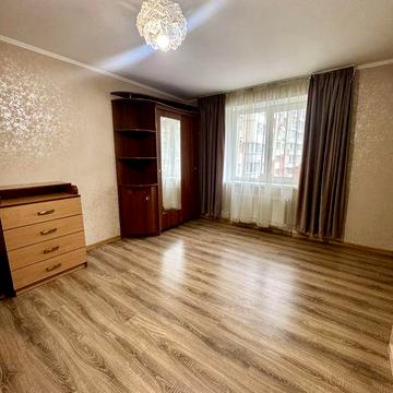 Продам 1-к квартиру в р-ні Академічний з Агв