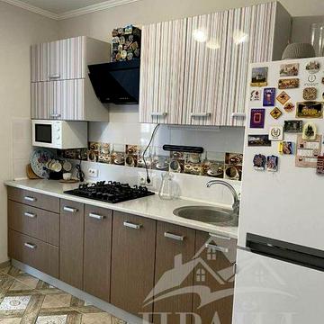 Продам квартиру з укриттям