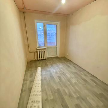 Маршала Рокосовського просп., 4