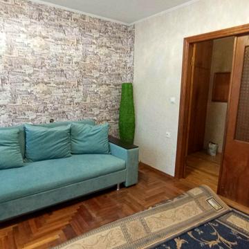 Садова вул., 9