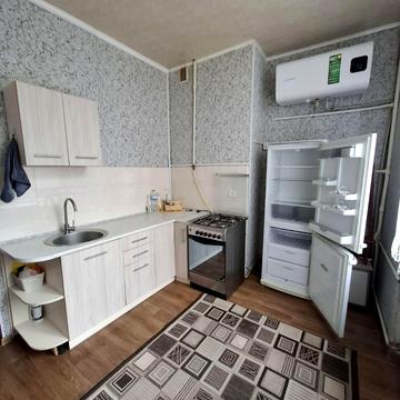 Героїв Харкова просп. (Московський), 96