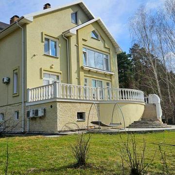 Набережна, 9а