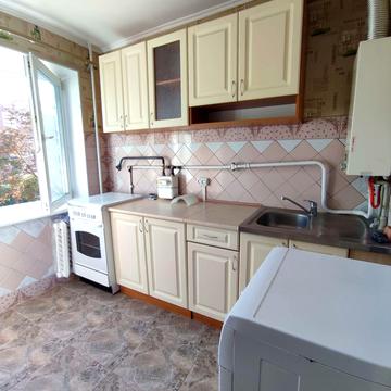 Максима Кривоноса вул., 7