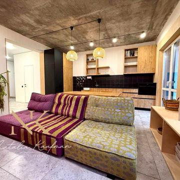 В оренду пропонується двоповерховий дуплекс в Beverly Hills Residence