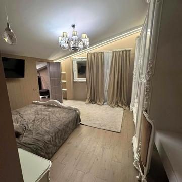 Золотоустівська вул., 50